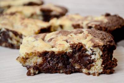 chocolate-chunk-brownies-optimized