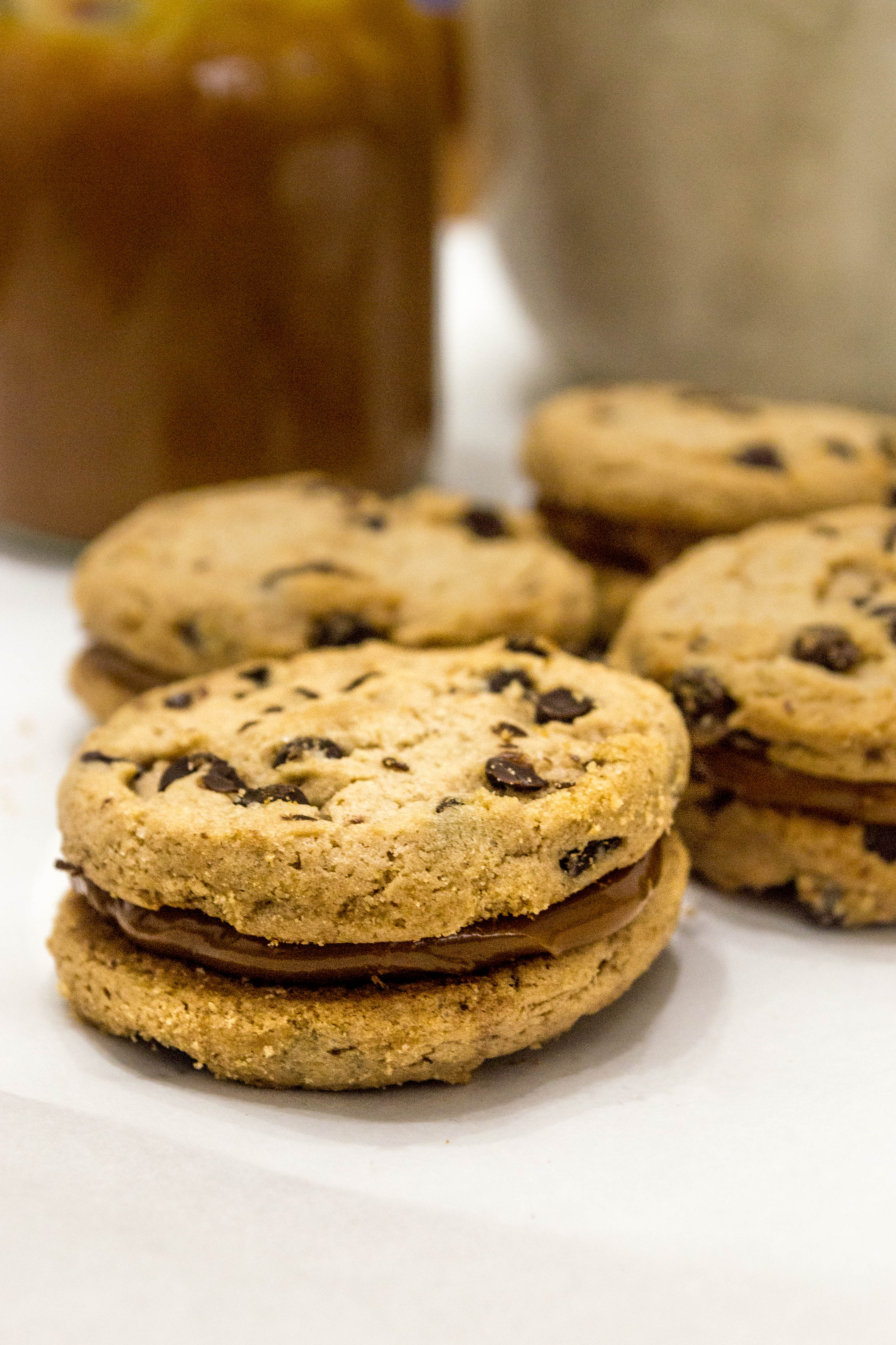 chooclate chip cookies with caramel