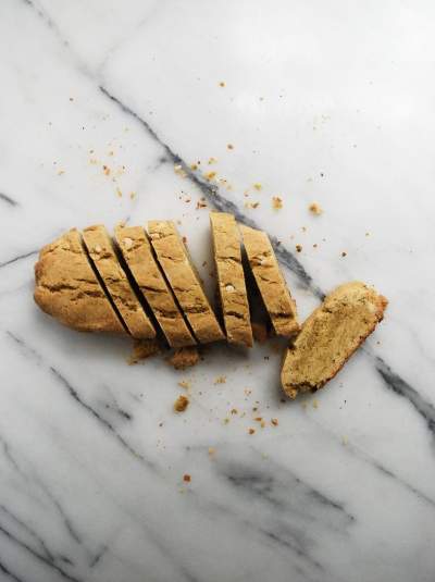 pistachio butter biscotti