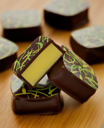 sbc-mint-julep-truffle-recipe-1502904101-23.241.66.124.jpg