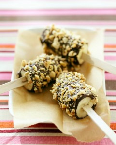 white and dark chocolate dipped banana swirl